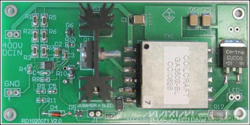 LED驅動器參考設計，1.9英寸 x 3.9英寸，雙層板