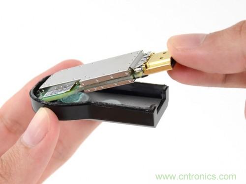拆解新一代顛覆性產品: 穀歌Chromecast電視棒內部探秘
