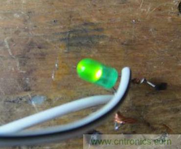 想減少電費嗎？DIY一個迷你風力發電機吧