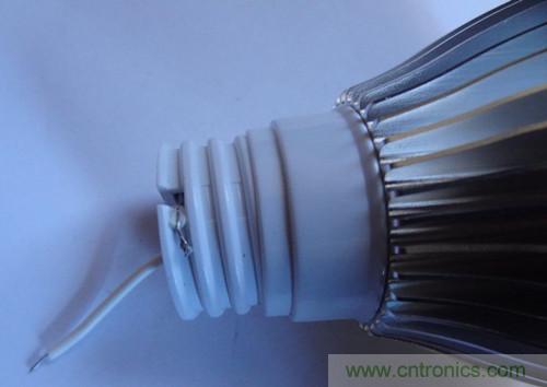 DIY：手把手教你自製LED球泡燈