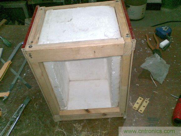 牛人DIY:百元自製車載冰箱