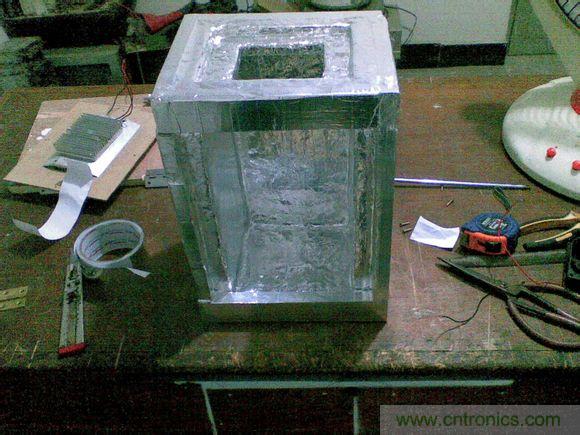 牛人DIY:百元自製車載冰箱