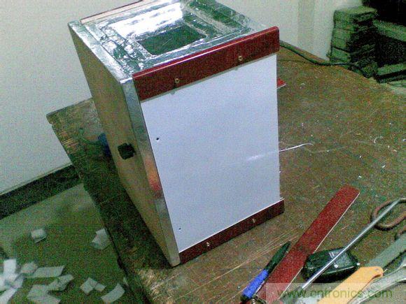 牛人DIY:百元自製車載冰箱