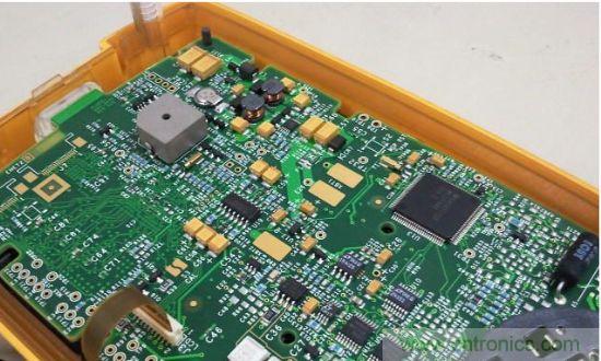 拆萬用表中的的&ldquo;蘋果&rdquo; Fluke 287