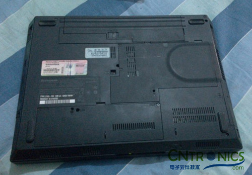 創意DIY：將筆記本大卸八塊做成台式機！