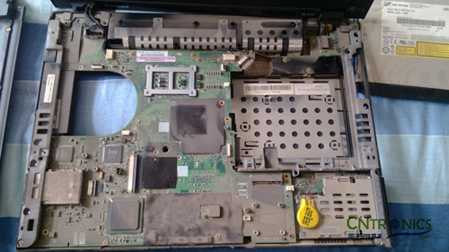 創意DIY：將筆記本大卸八塊做成台式機！