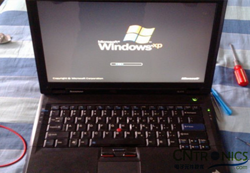 創意DIY：將筆記本大卸八塊做成台式機！