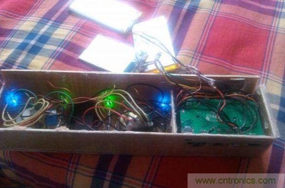 組裝，調試，安裝吸音棉