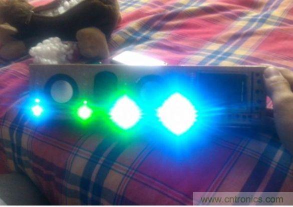 組裝，調試，安裝吸音棉