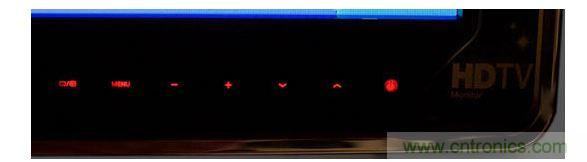 采用背光觸摸按鍵的電視前麵板