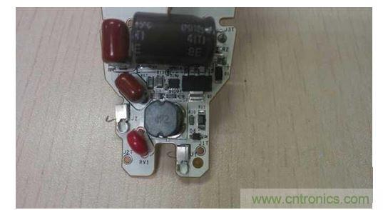 二、連接方式：