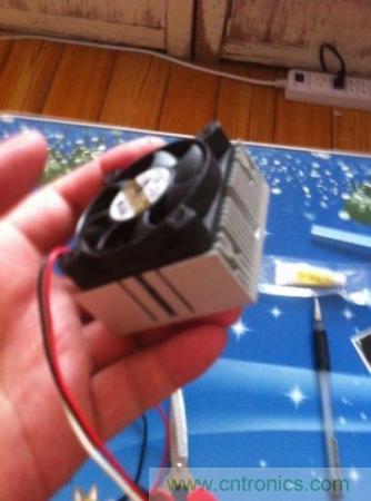 技術帝教你DIY電子製冷的冰鎮冰壺