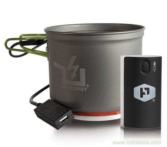 圖6：Powerpot設備利用熱源發電，使用者能一邊烹煮食物一邊為移動設備充電。