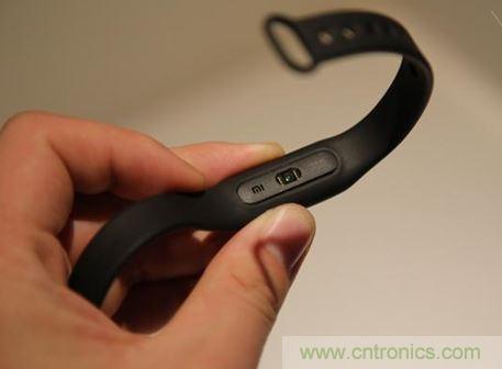 小米手環光感版體驗：便宜實惠，功能尚可