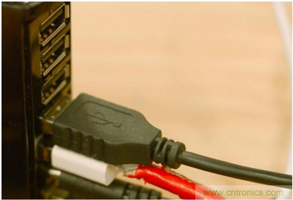 C.H.I.P. 和 Pi Zero超微型電腦&mdash;&mdash;誰才是創客們心裏的 No.1？