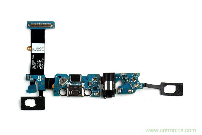 Galaxy Note5拆解，與S係列差距日漸模糊