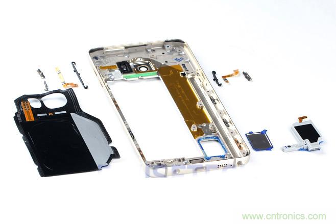 Galaxy Note5拆解，與S係列差距日漸模糊