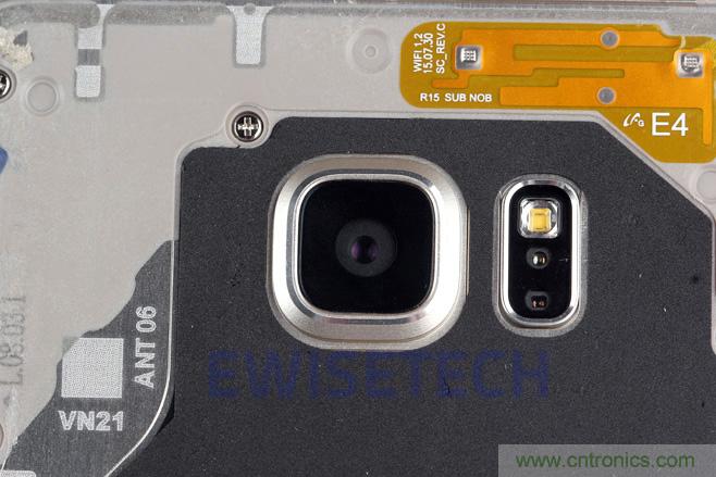 Galaxy Note5拆解，與S係列差距日漸模糊