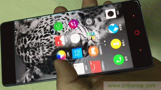 無邊框的 nubia Z9 ，一款既有驚喜，又有驚豔的智能手機