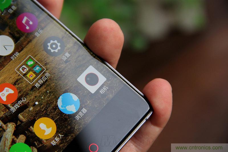 無邊框的 nubia Z9 ，一款既有驚喜，又有驚豔的智能手機