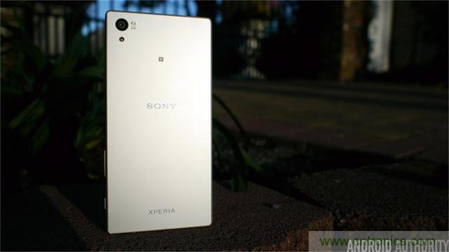 傳奇索尼，憑借Sony Xperia Z5能否在移動市場奪得一席之地？