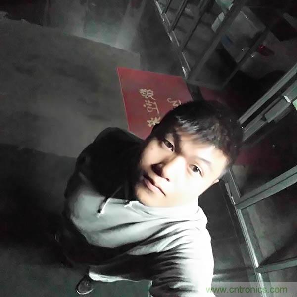 業界良心 LG V10 評測:剛毅、冷峻，不失人性化