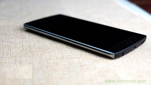 業界良心 LG V10 評測:剛毅、冷峻，不失人性化