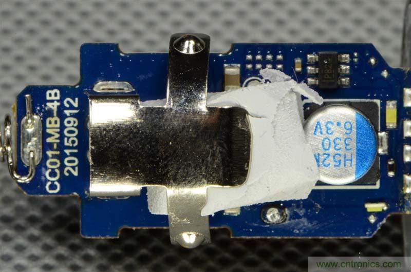 小米車載充電器拆解評測：49元能讓這枚&ldquo;子彈&rdquo;飛多遠？