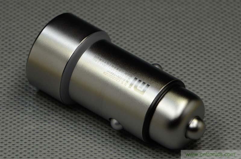 小米車載充電器拆解評測：49元能讓這枚&ldquo;子彈&rdquo;飛多遠？