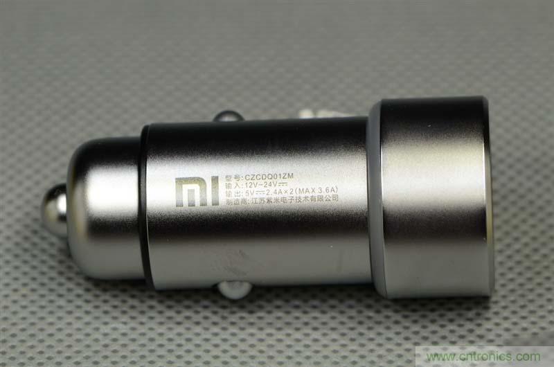 小米車載充電器拆解評測：49元能讓這枚&ldquo;子彈&rdquo;飛多遠？