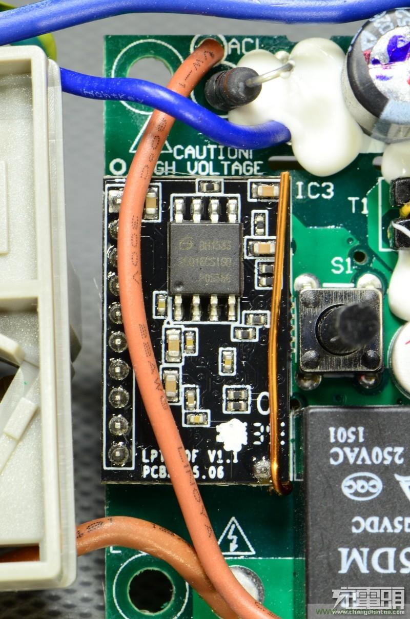 航嘉智能插線板拆解評測：看老牌機電如何&rdquo;秒殺&ldquo;後起之秀