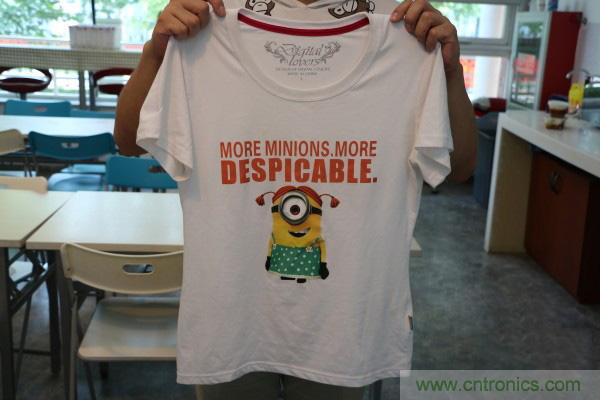 隻有奶瓶大小的閃電去漬小神器 &mdash;&mdash;海爾咕咚手持式洗衣機