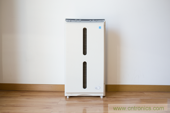 安利逸新空氣淨化器評測：讓呼吸淨化心扉