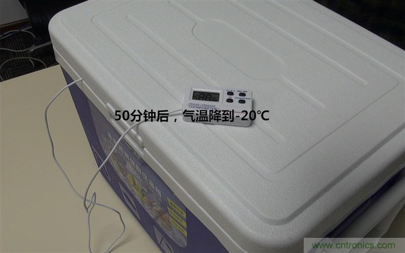 手機抗凍性能大挑戰：iPhone被完爆