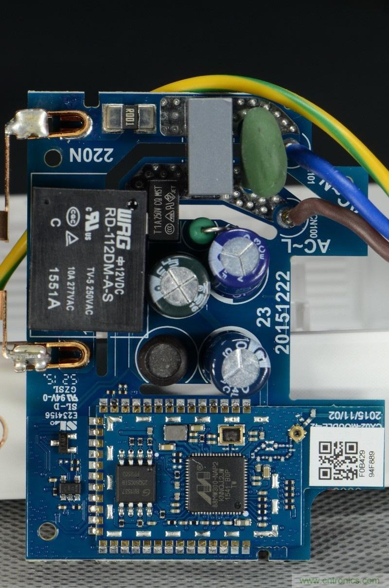 做工怒讚 神秘芯片！小米智能插線板拆解、評測