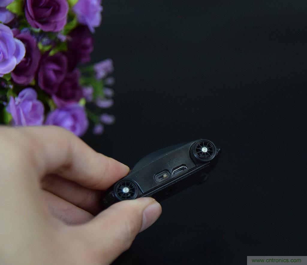 虛擬與現實相結合的飛車遊戲，讓你體驗速度與激情的碰撞！