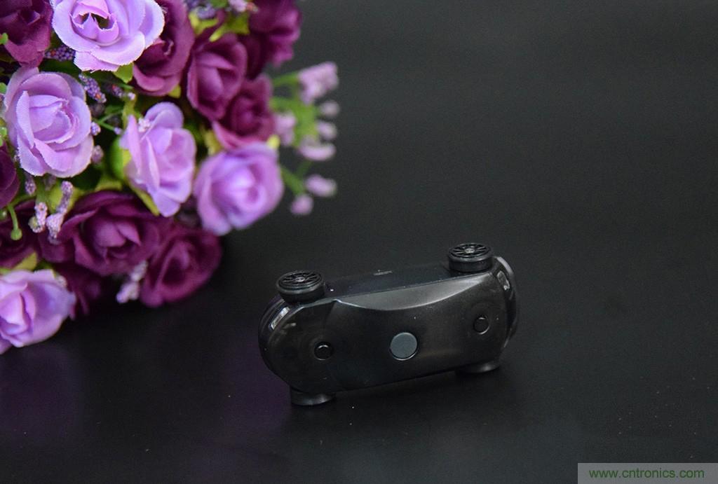 虛擬與現實相結合的飛車遊戲，讓你體驗速度與激情的碰撞！