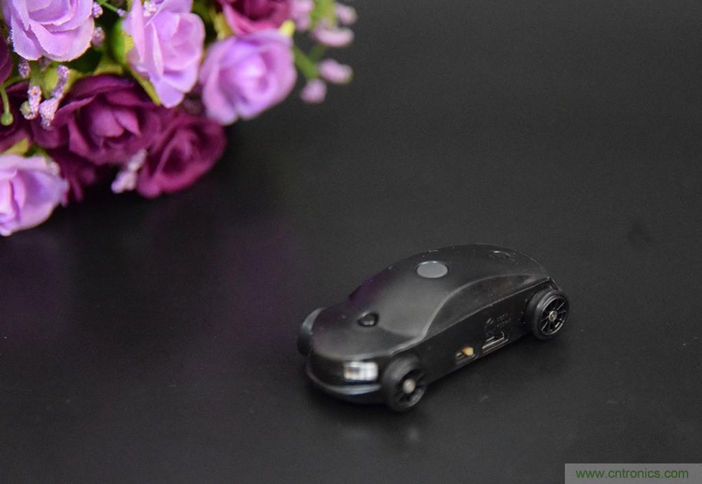 虛擬與現實相結合的飛車遊戲，讓你體驗速度與激情的碰撞！