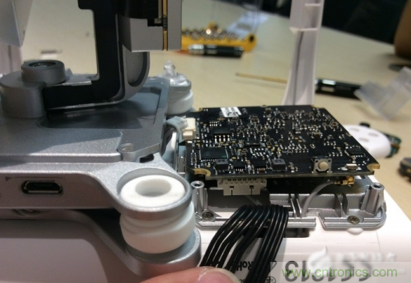 真飛機拆不著，那就來拆拆無人機&ldquo;鼻祖&rdquo;大疆吧！