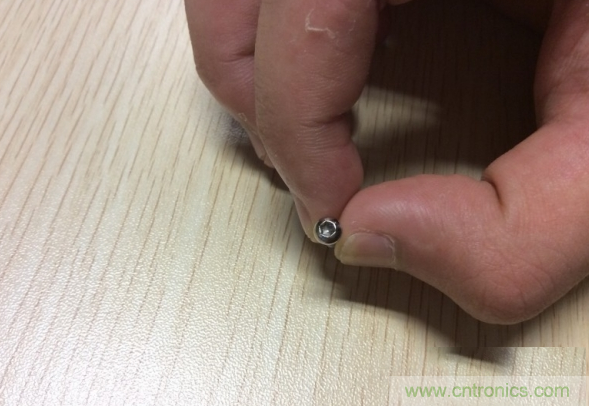 真飛機拆不著，那就來拆拆無人機&ldquo;鼻祖&rdquo;大疆吧！