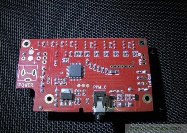 無人機 DIY 製作全過程，酷得不要不要的！