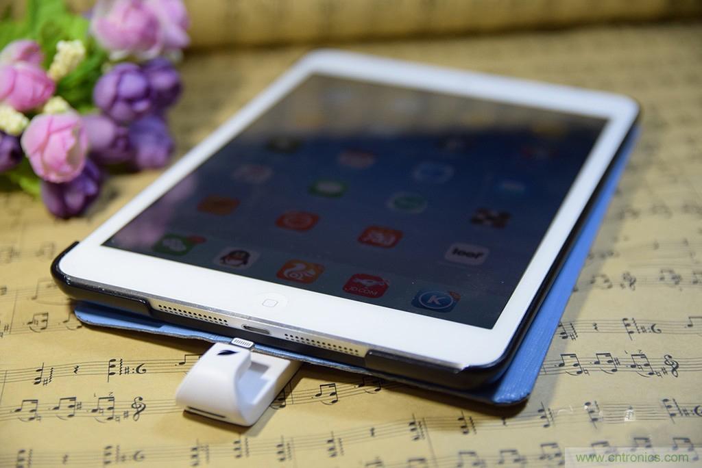 不越獄，就能隨意給iPad增容的影音娛樂利器