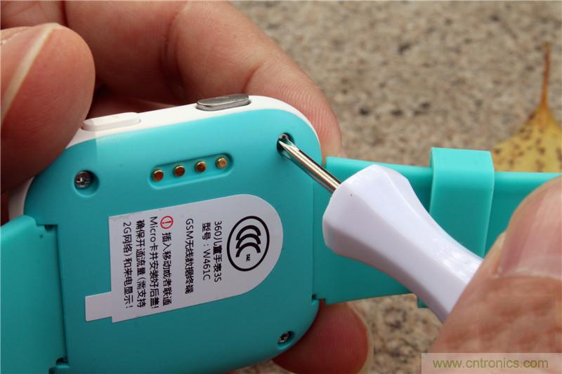 別讓《失孤》重演，360兒童手表幫你定住家中小頑童！