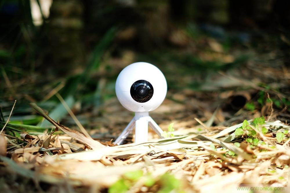 造型神似BB8，讓照片翻滾起來&mdash;&mdash;暴風魔眼