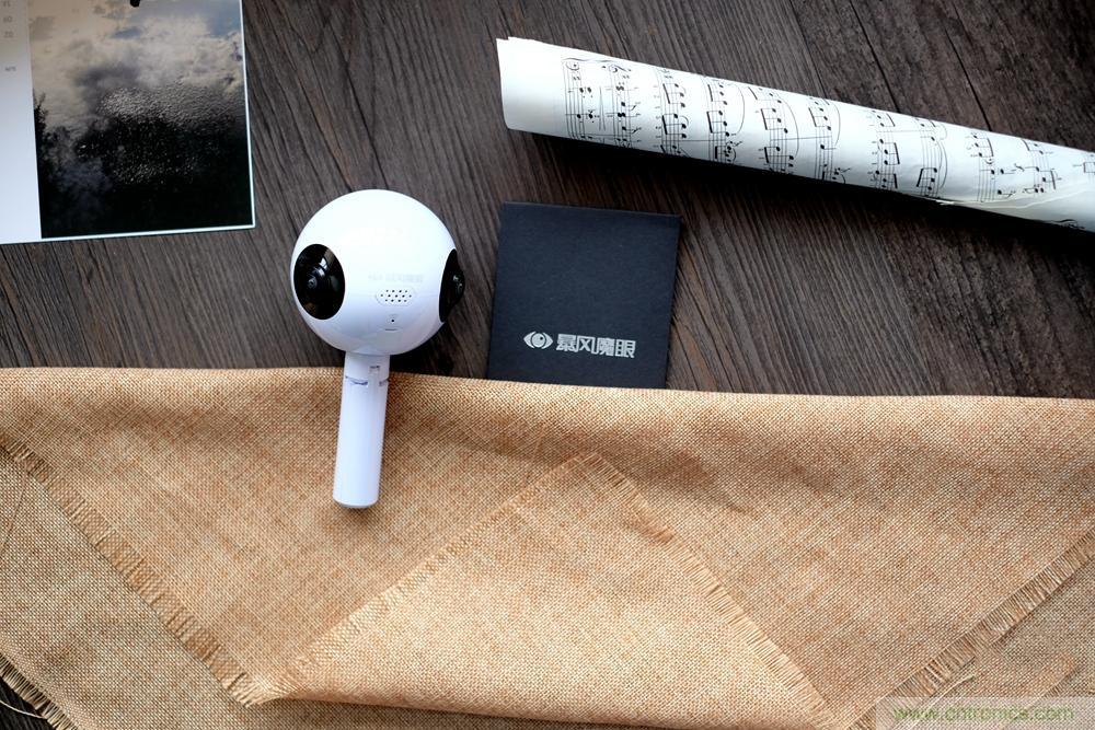 造型神似BB8，讓照片翻滾起來&mdash;&mdash;暴風魔眼