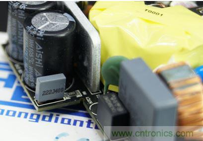 69元小米4口USB充電器詳細拆解，看完你也能DIY一個