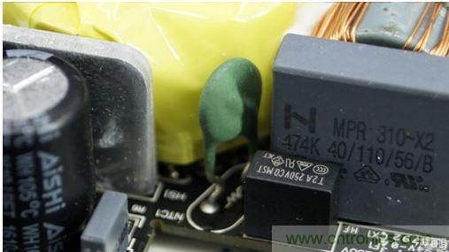 69元小米4口USB充電器詳細拆解，看完你也能DIY一個