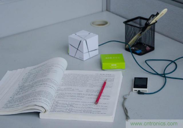 洛斐創意藍牙音箱，光與建築點綴生活