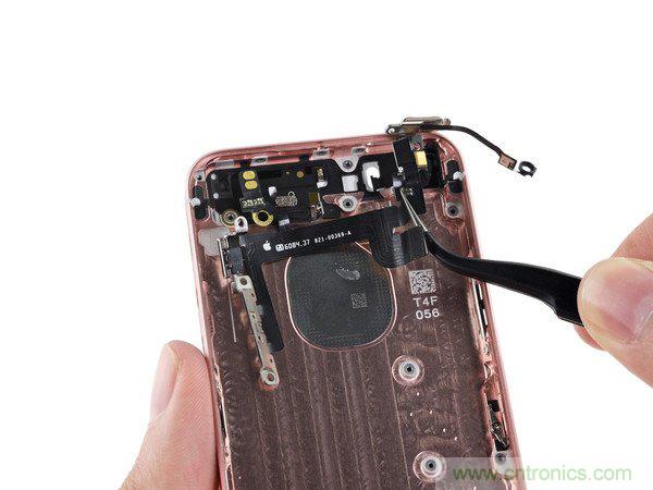 有什麼地方沒有變？iPhone SE真機拆解