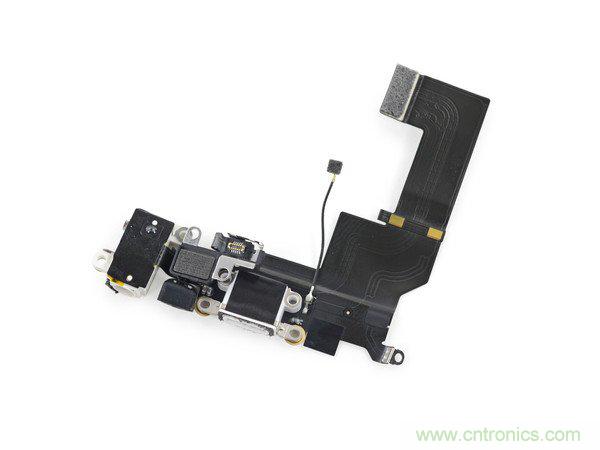 有什麼地方沒有變？iPhone SE真機拆解